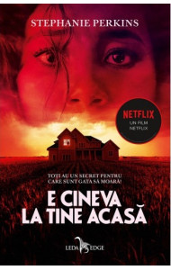 E cineva la tine acasa